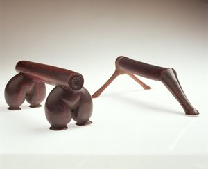 LR：Pillow，Kali，斐济;枕头，Unguna; Rennell岛，波利尼西亚（木材）